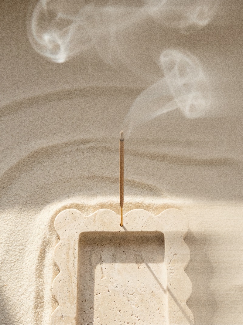 LINE Incense Holder by Komo Atelier, detail view